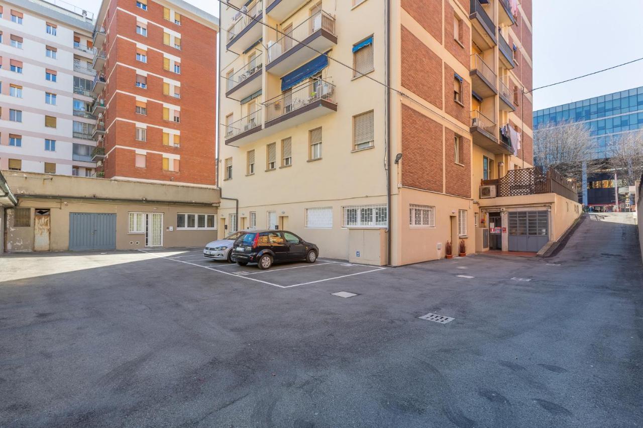 San Donato Fiere Essential Apartment W/Parking Болонья Екстер'єр фото